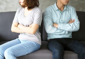 Persuasive & Argumentative Essays about Divorce: Free Tips