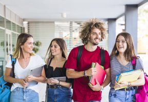 335 Unique Essay Topics for College Students [2024 Update]